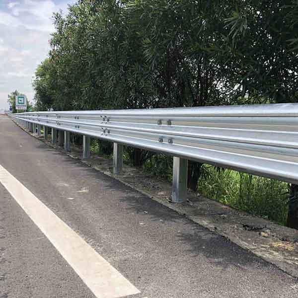 road guard rails suppliers.jpg
