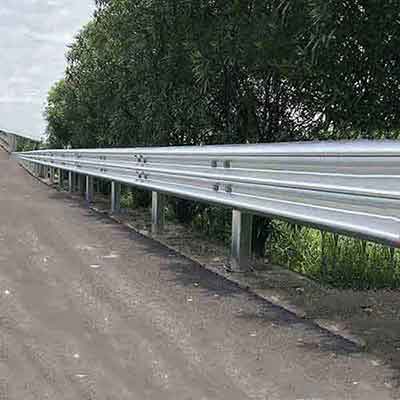 Thrie Beam Barrier